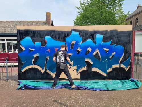 Blik Vooruit 2.0 - Graffiti - Niobe - Dorpsplein Eede